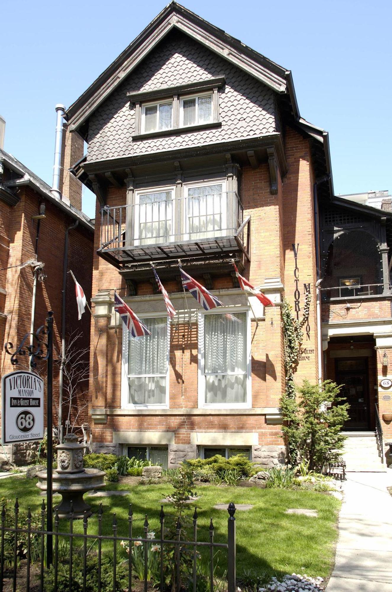 Victoria'S Mansion Guest House Toronto Exterior photo