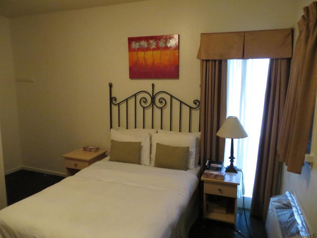 Victoria'S Mansion Guest House Toronto Room photo