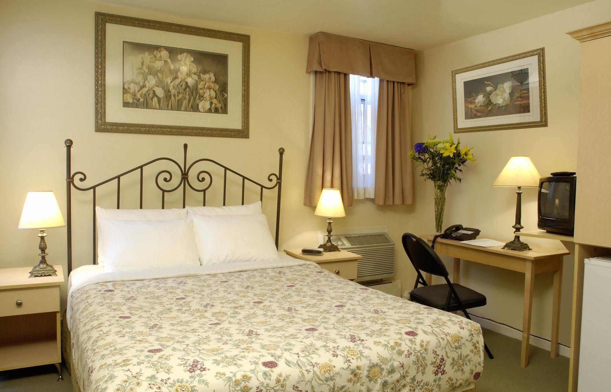 Victoria'S Mansion Guest House Toronto Room photo